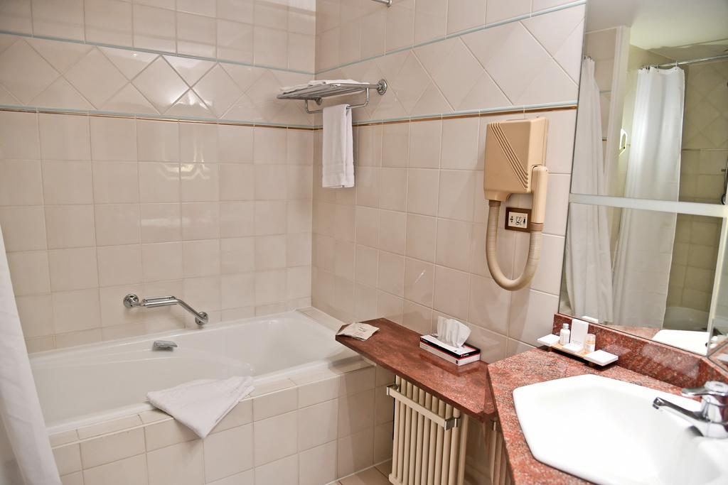 Le Grand Hotel Saint-Quentin (Aisne) Exterior foto