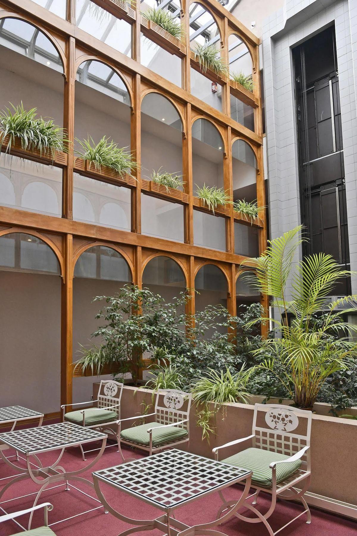 Le Grand Hotel Saint-Quentin (Aisne) Exterior foto